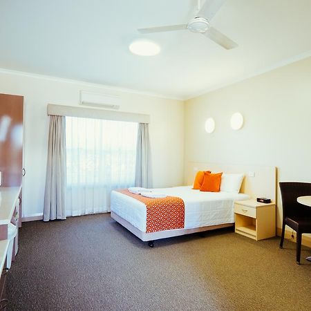 Club Motor Inn Narrabri Zewnętrze zdjęcie