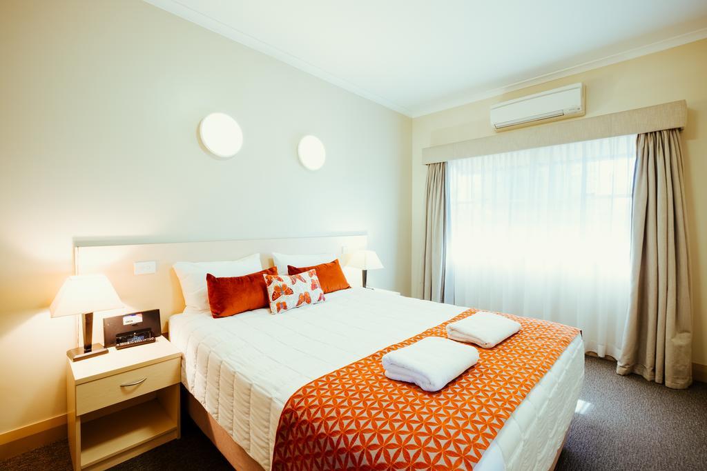 Club Motor Inn Narrabri Zewnętrze zdjęcie