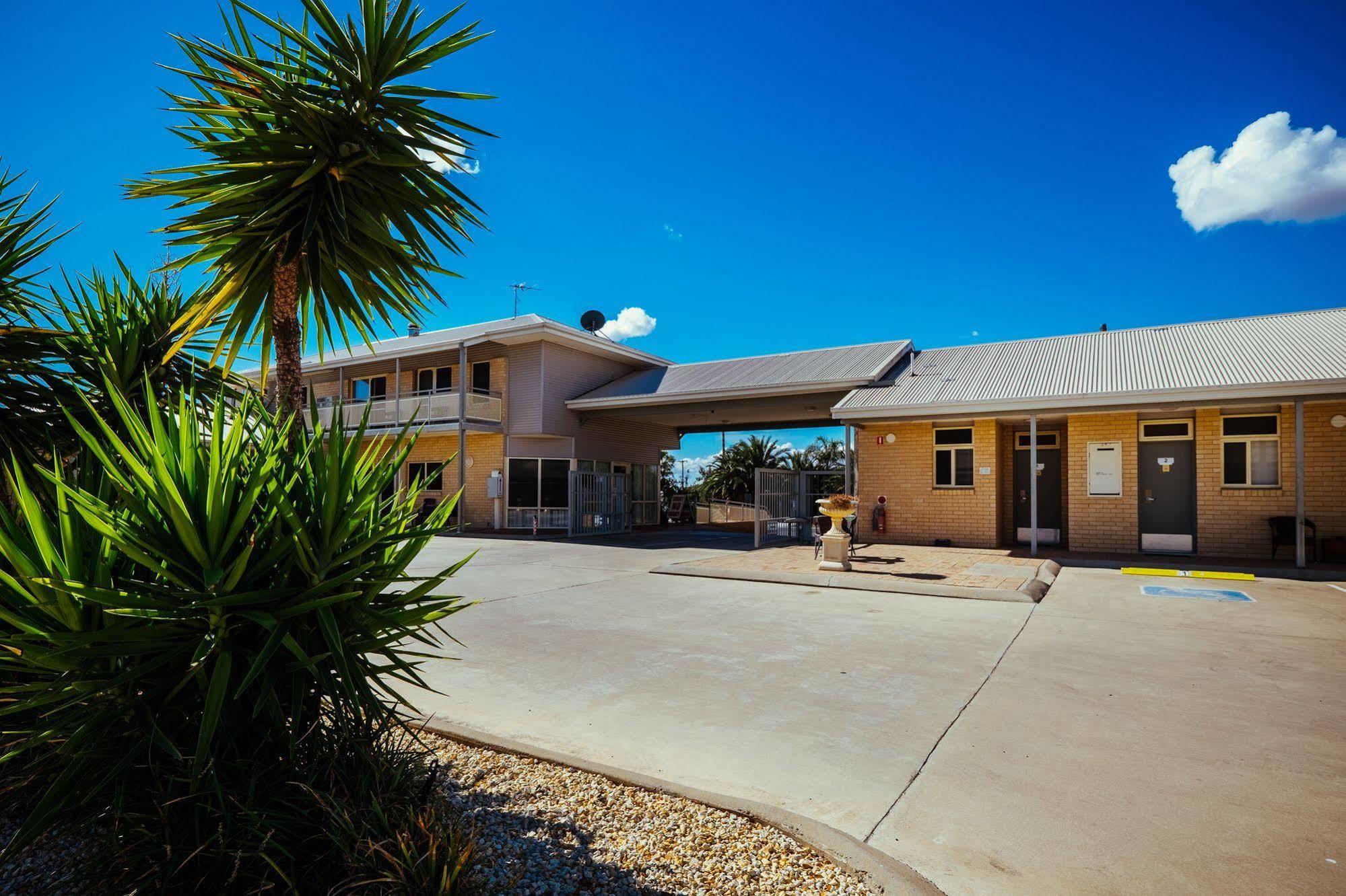 Club Motor Inn Narrabri Zewnętrze zdjęcie