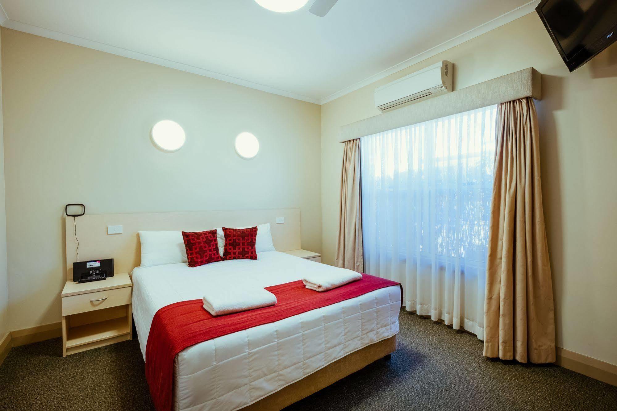Club Motor Inn Narrabri Zewnętrze zdjęcie