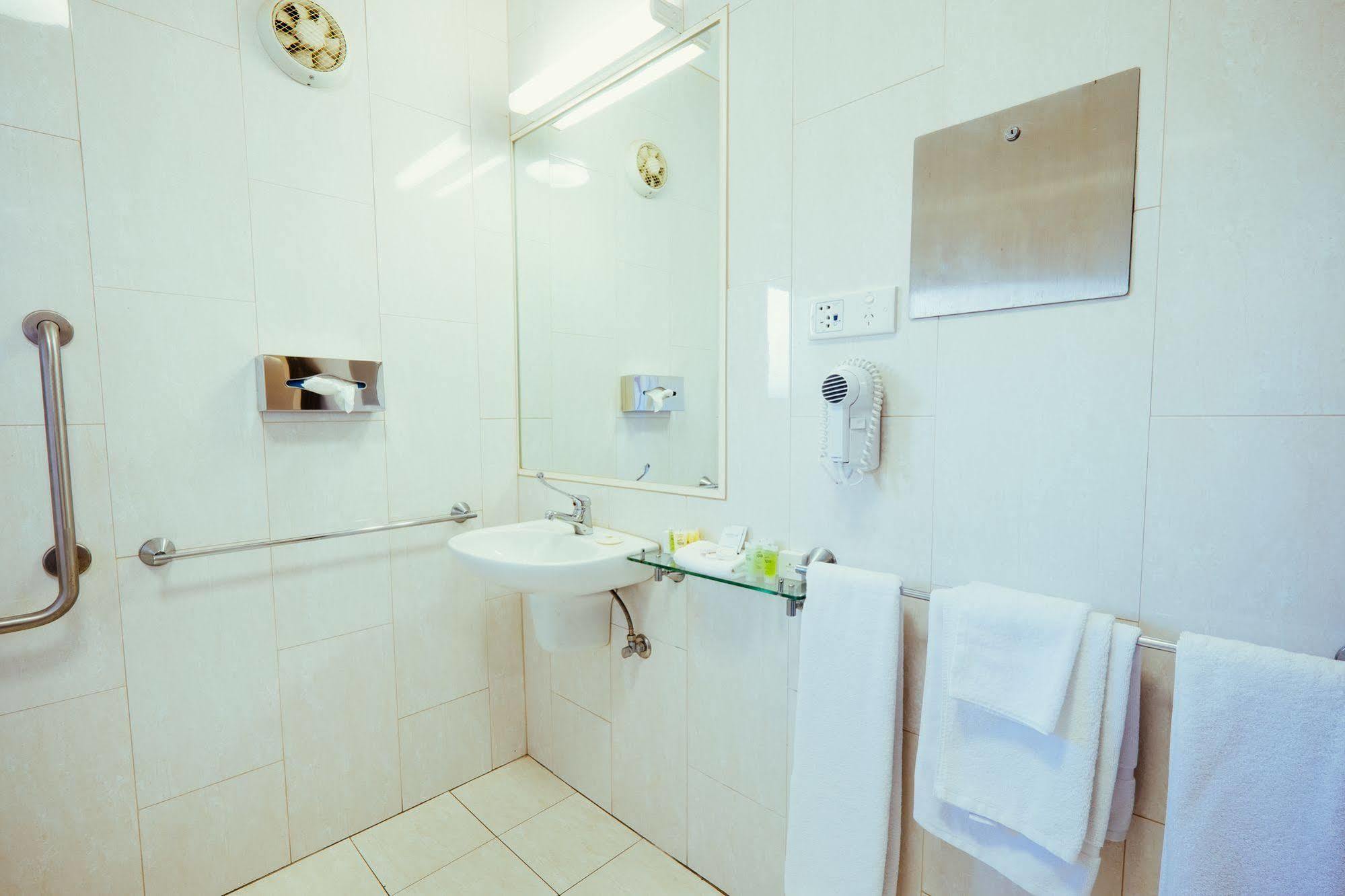 Club Motor Inn Narrabri Zewnętrze zdjęcie