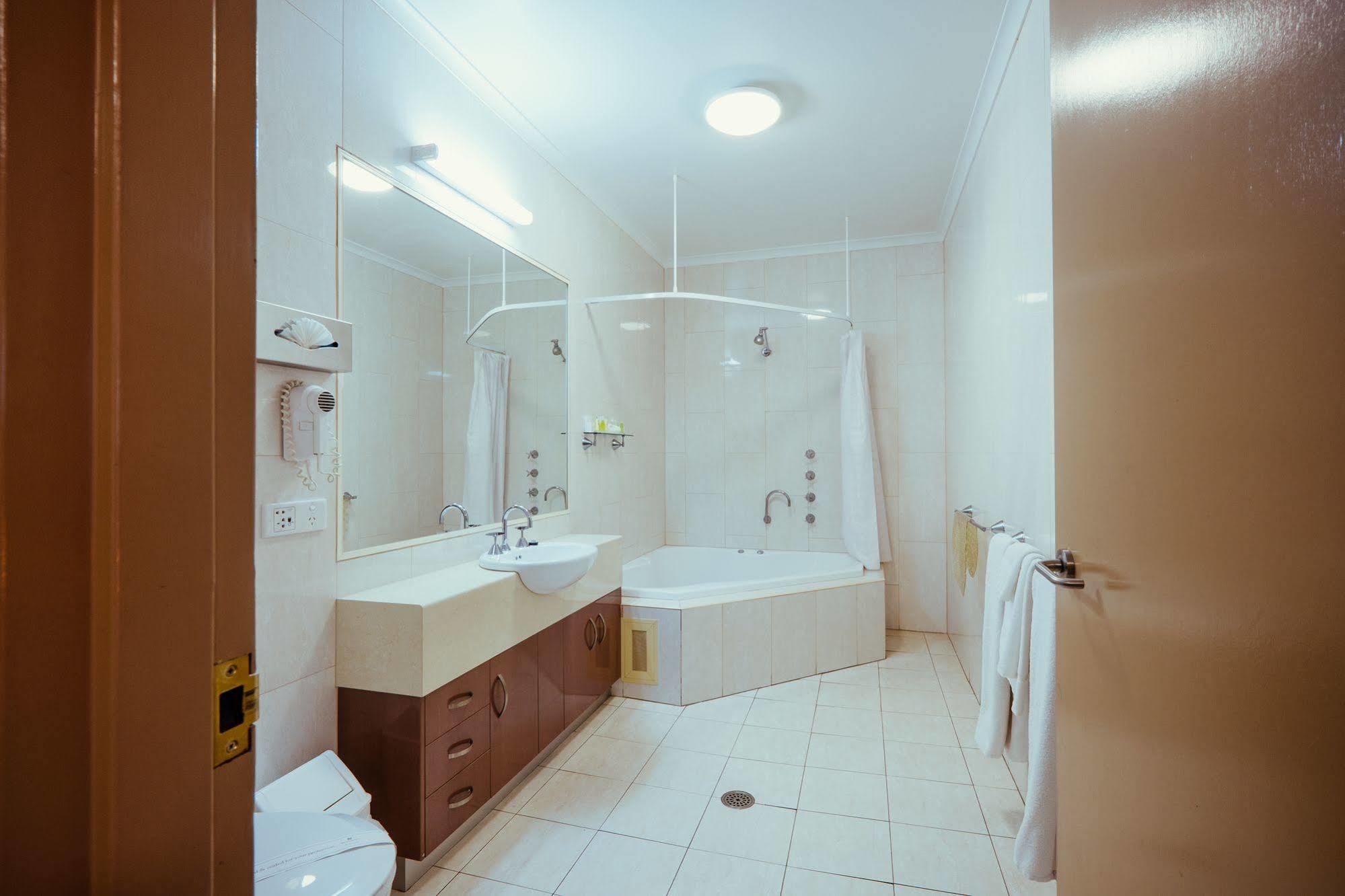 Club Motor Inn Narrabri Zewnętrze zdjęcie