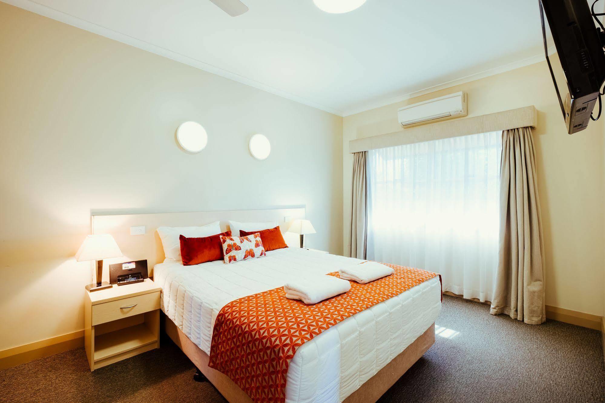 Club Motor Inn Narrabri Zewnętrze zdjęcie