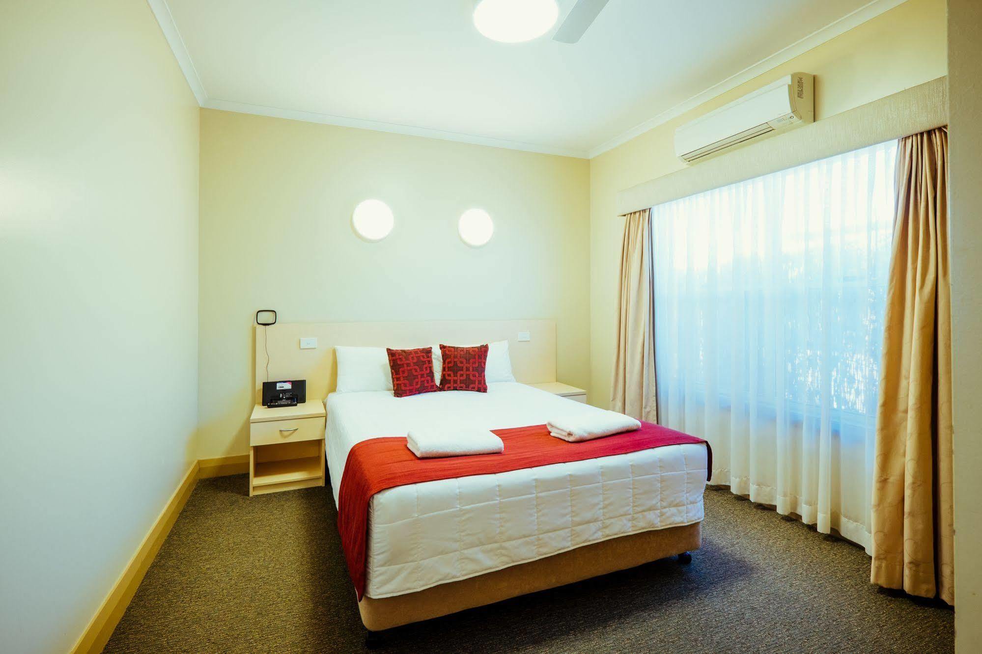 Club Motor Inn Narrabri Zewnętrze zdjęcie